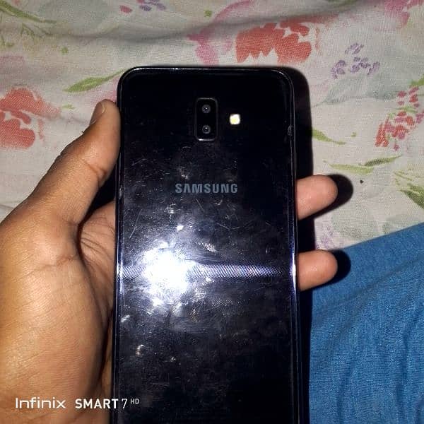 Samsung Galaxy j6+ 1