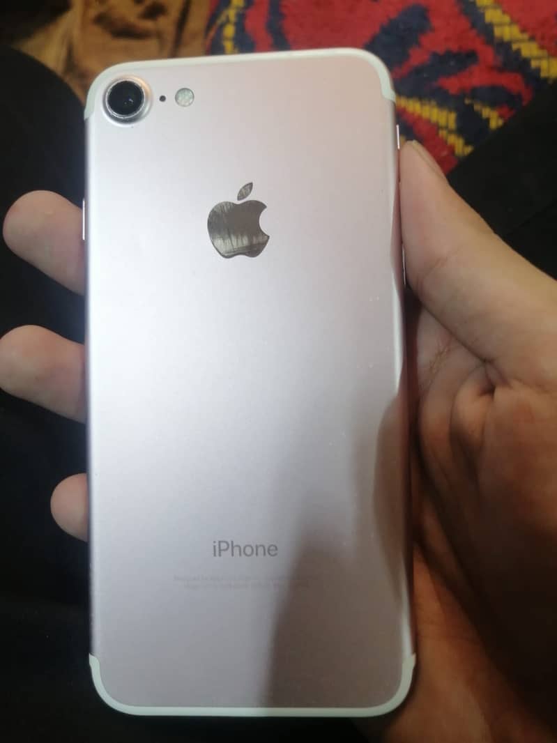 Iphone 7 128 GB Pta Approved Baterry Changed 1