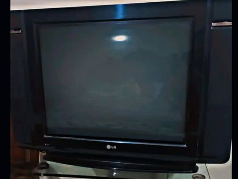 2  '21' inch tv brand Sony and LG 1