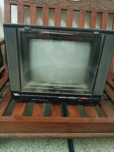 2 used television for sale 2