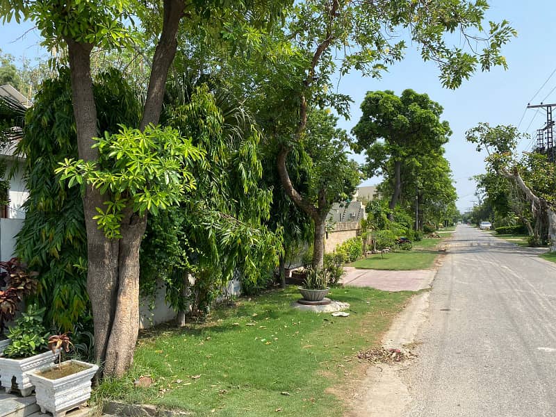 22 Marla Used Modern Design Bungalow For Sale At Prime Location Of DHA Lahore 13