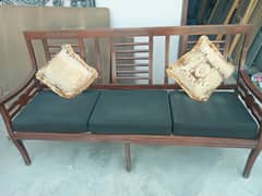 5 seater sofa set with cusion, seats , and seats cover 0