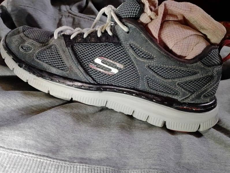 Buy Skeatchers  lite weight in cheap price 7