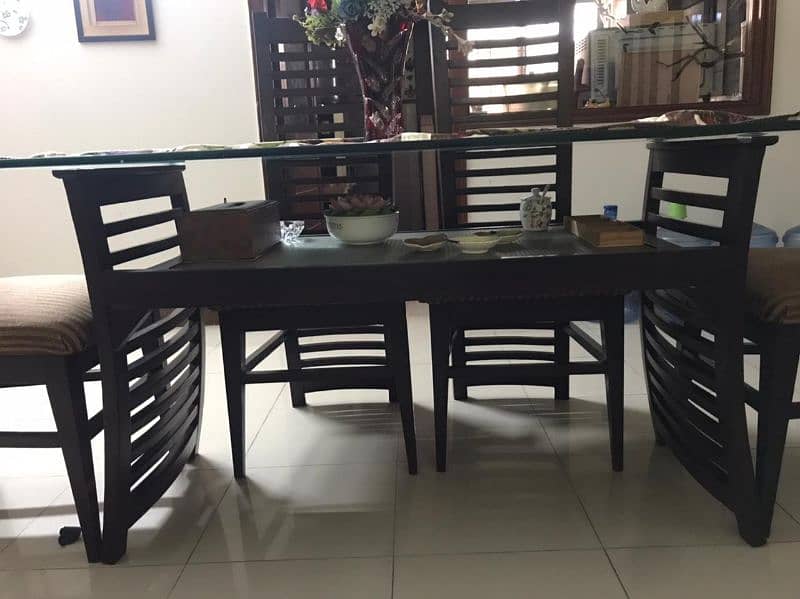 dinning table with 6 chairs 2