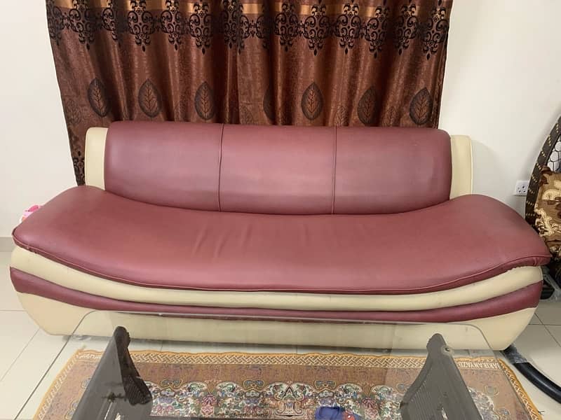 beautiful sofa set for sale. Almost new 1