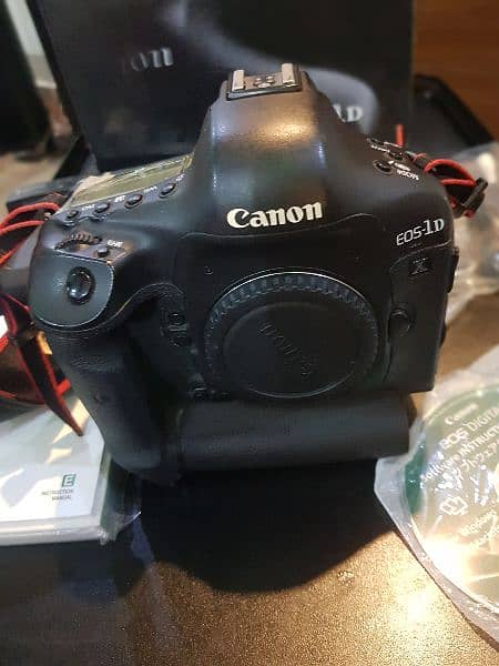 Canon EOS-1D X Professional camera 2