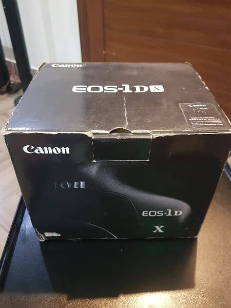 Canon EOS-1D X Professional camera 6
