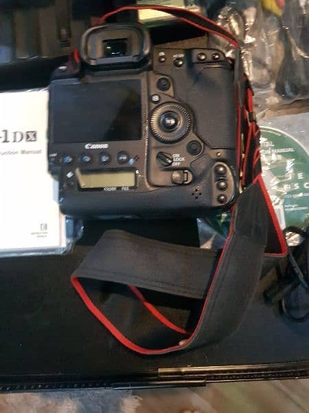 Canon EOS-1D X Professional camera 7