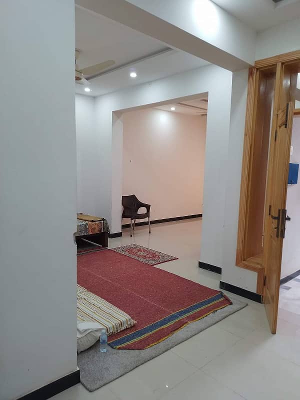 FURNISHED UPPER PORTION FOR RENT IN ISBD G_13-1. 4