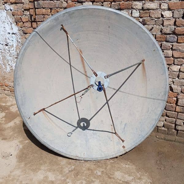6ft dish for sale 1