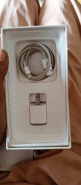 iphone 7+ pta approved 128 gb 100bh 10