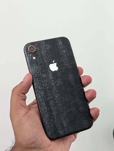 iPhone XR (256 PTA approved) 2