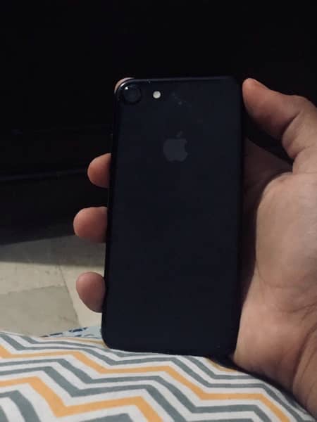 iPhone 7 ,128gb pta approved 4