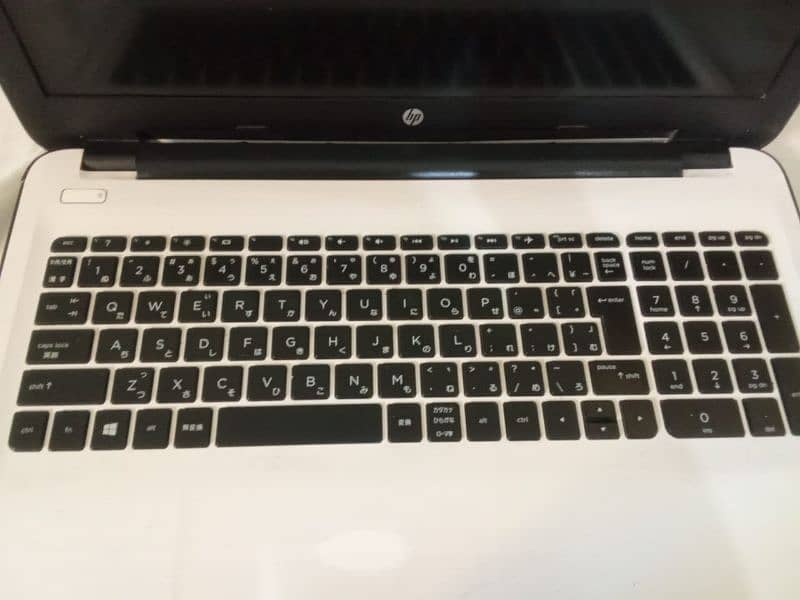 HP laptop with latest OS 17