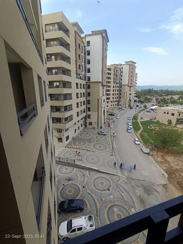 1 BED APARTMENT AVAILABLE FOR SALE IN ZARKON HEIGHTS G15 ISLAMABAD 10