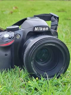 Nikon D3200 9/10 Condition 50mm lense