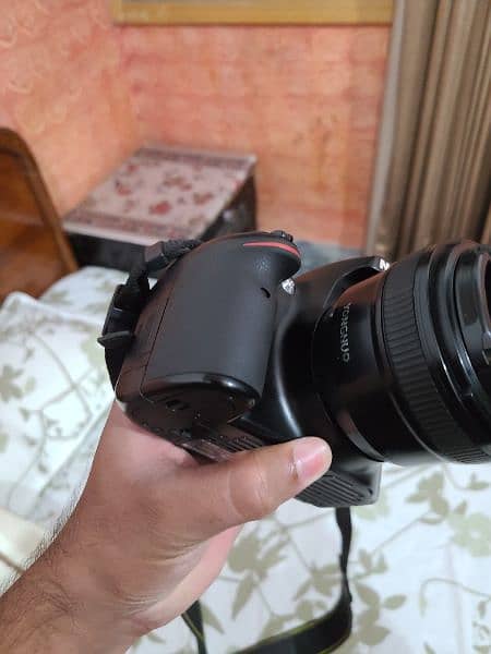 Nikon D3200 9/10 Condition 50mm lense 2