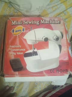 Mini Sewing Machine almost New 0