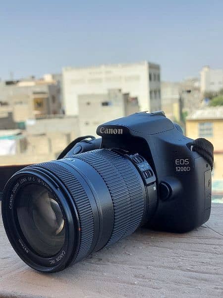Canon 1200D with EF-S 18-135mm zoom lens 3