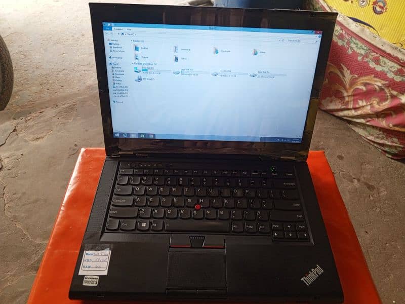 Lenovo laptop for sell urgent sell karna ha new jasa 03046788012 2