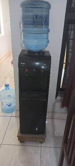 Water dispensar for sale , model 2019 0