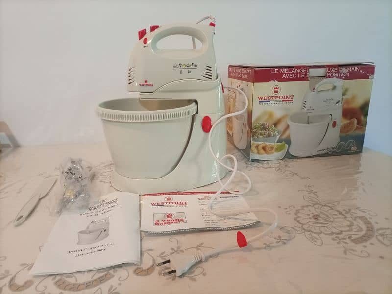Almost Brand New West point Hand Mixer with Bowl 5