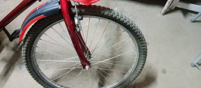 very little used cycle available for sale in very good condition 6