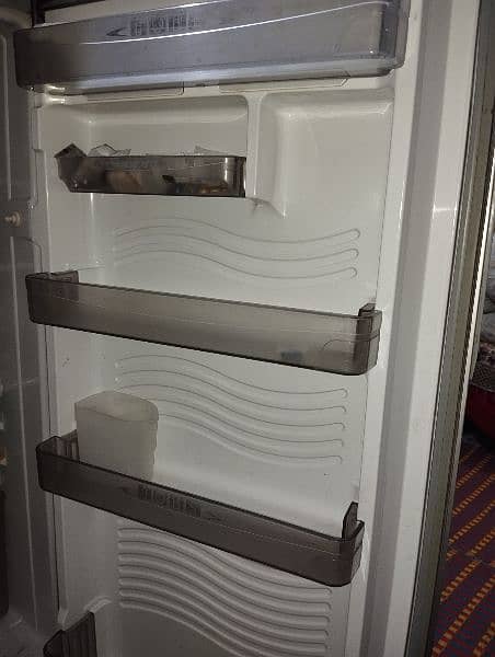 Dawlance freezer 4