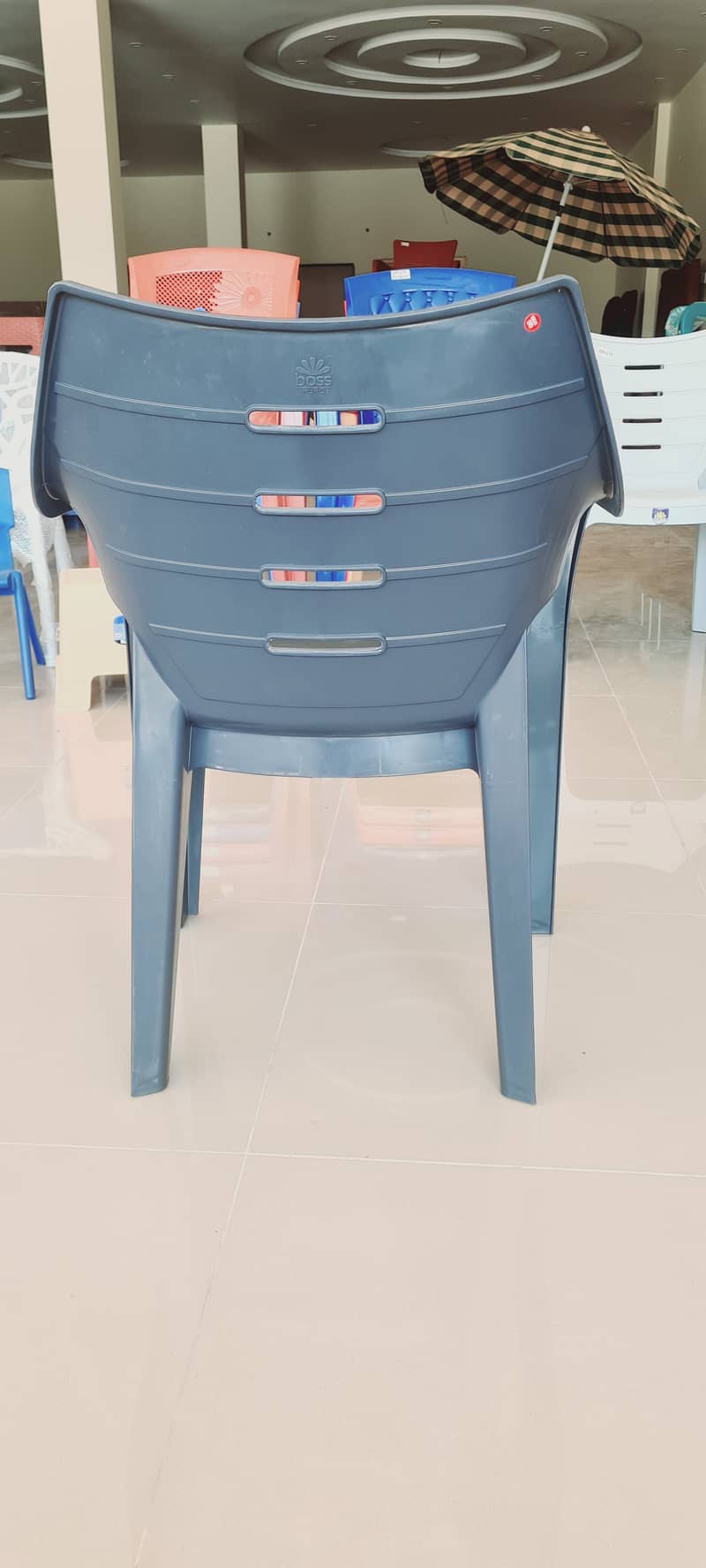 Full Plastic Chair Solid Material Boss Brand 1