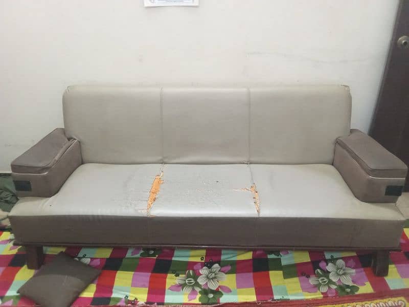 9 seater sofa Set habbit replica 3