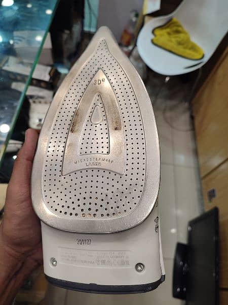 imported Steam iron 9