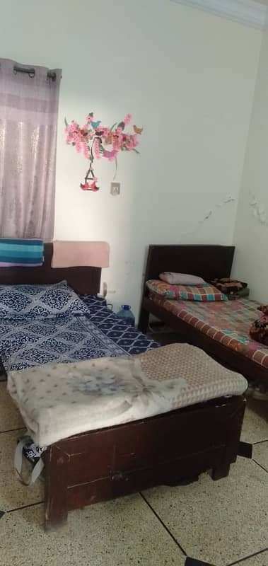 Girl hostel available in G11/1 for ladies 3