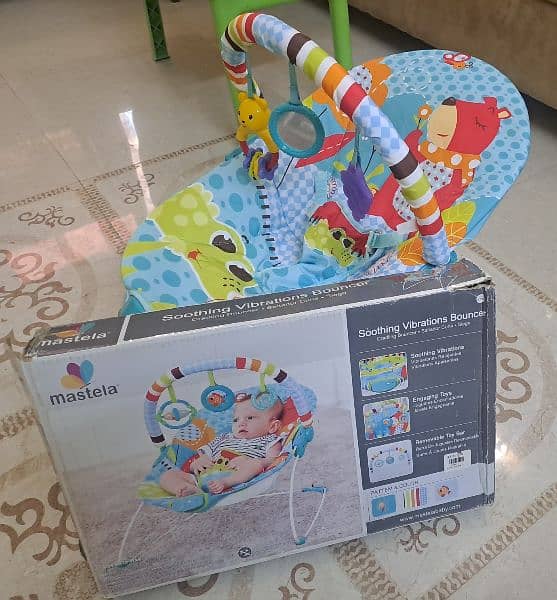 Mastela baby bouncer with vibration function 1