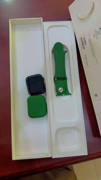 Apple Watch Series 7 45MM. 2