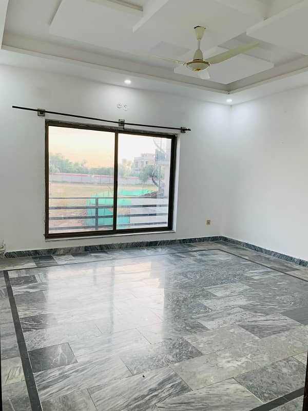 1 Kanal upper portion available of rent 9