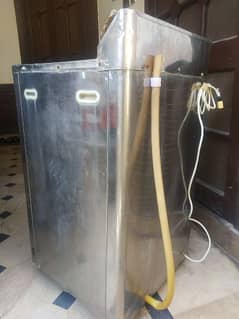 National washing machine in good condition