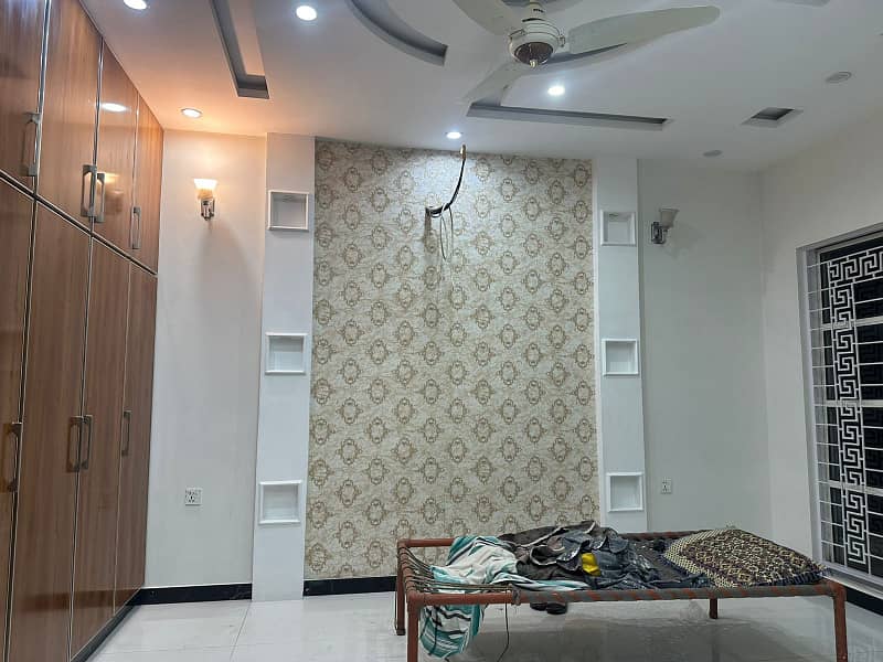 10 Marla Upper Portion For Rent In LDA Avenue One 9