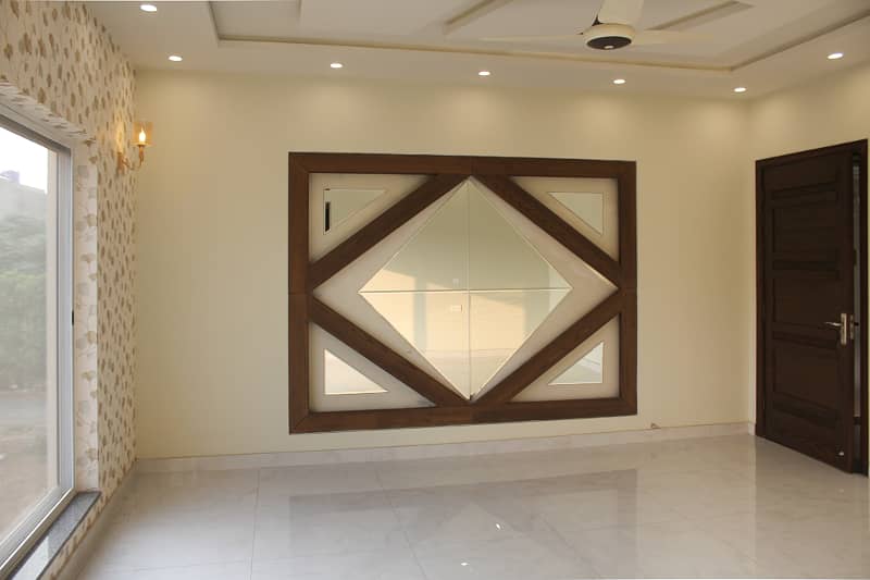 A Wait Your Dream Home 1 Kanal Elegant Design House For Sale In Wapda Town Ph-1 Lahore 10