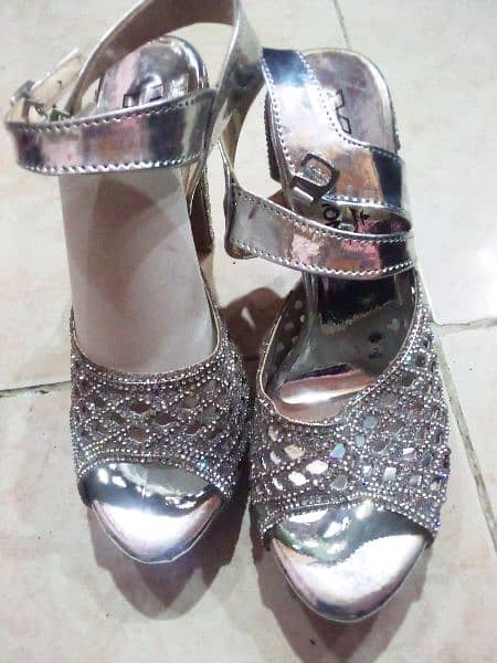 silver and velvet sandal heels 1