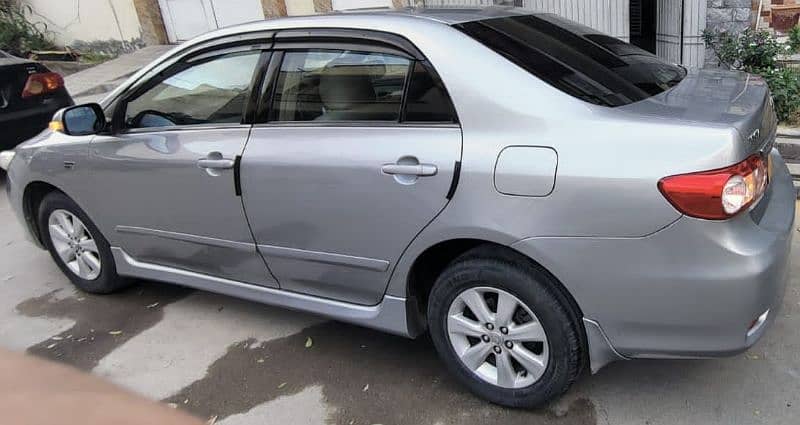 Toyota Corolla Altis 2012 5