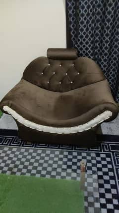 5 seater condition 10 by 10 0