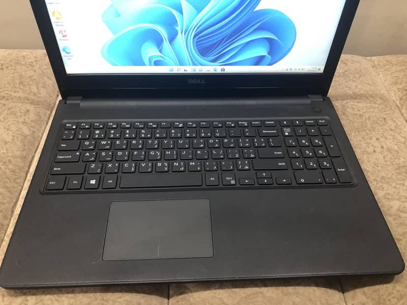 Dell Inspiron 15-3567 Core i5 7th Generation Awesome Numpad laptop 2