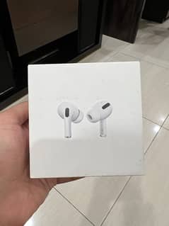 Airpods Pro Gen 1 With Wireless Charging Case