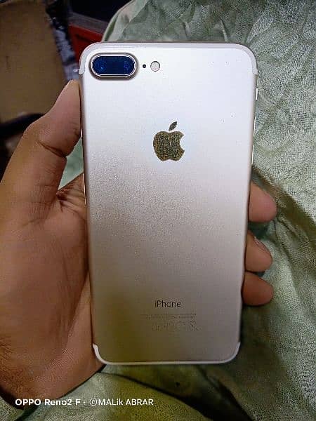 iphone 7plus 128GB pta approved 1