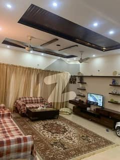 10 Marla House Available For Rent In Punjab Block Chinar Bagh 0