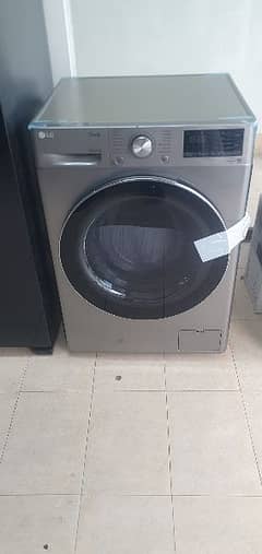 LG 10.5 /7 kg    washer+dryer