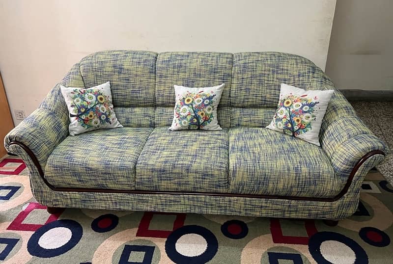 Sofa Set 5 Seater ( 3 seater and 1 seaters) 1
