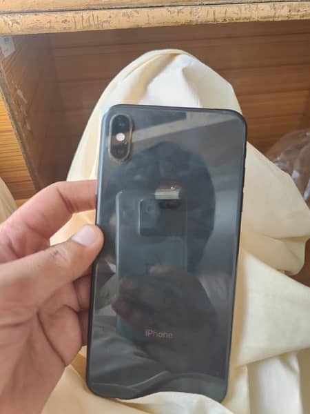 I phone xs max 64 Gb non pta 6