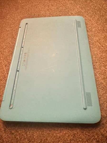 hp laptop with charger 2