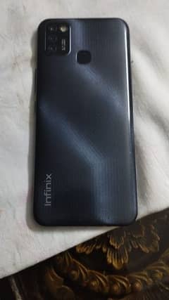 Infinix Smart 6 In good Lush condition with only box 0